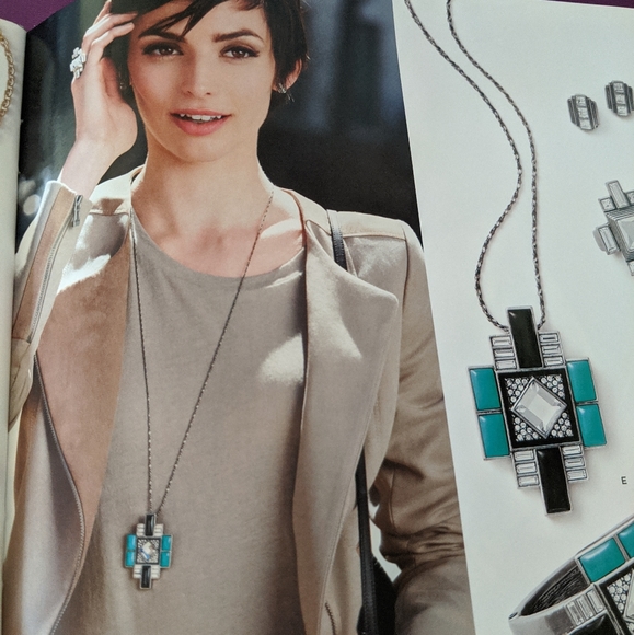 Necklace - Picture 3 of 3